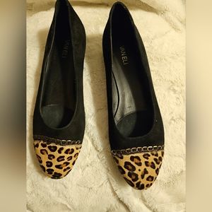 Black and leopard flats